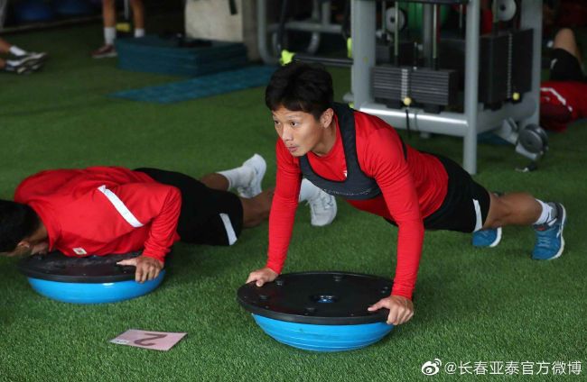 我不认为缺乏态度，而是因为疲劳，周三，然后周六下午又有比赛……这很艰难。